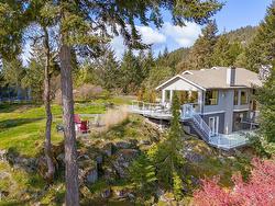 8518 Tribune Terr  North Saanich, BC V8L 5B7