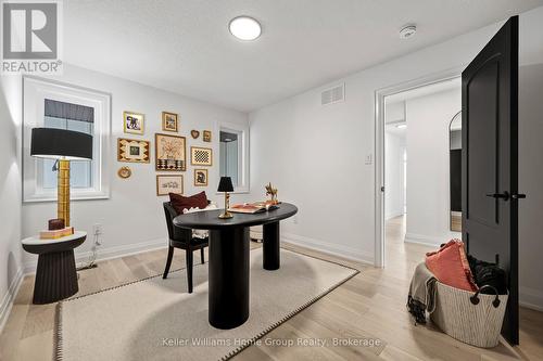 27 Halls Drive, Centre Wellington (Elora/Salem), ON - Indoor