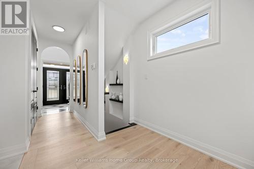 27 Halls Drive, Centre Wellington (Elora/Salem), ON - Indoor Photo Showing Other Room