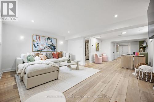 27 Halls Drive, Centre Wellington (Elora/Salem), ON - Indoor Photo Showing Living Room