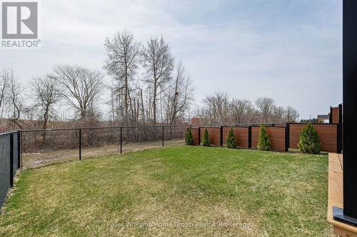 27 Halls Drive, Centre Wellington (Elora/Salem), ON - Outdoor