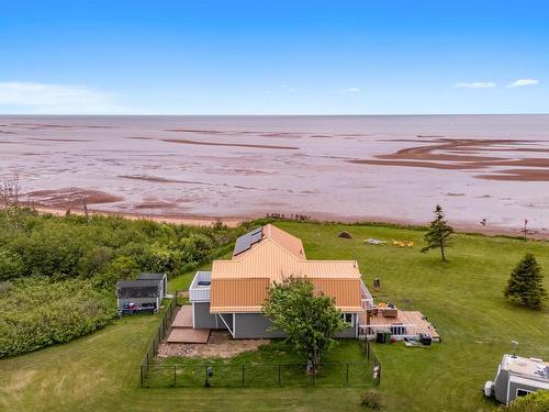 99 Polycarpe Et Rosida Road, St. Chrysostome, PE 