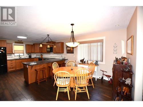 dining beside the kitchen - 494 Kingfisher Avenue, Vernon, BC - Indoor