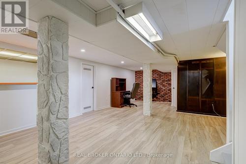 1252 Lakeview Drive, Oakville, ON - Indoor