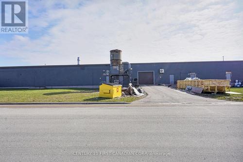 549 First Street, London East (East H), ON 