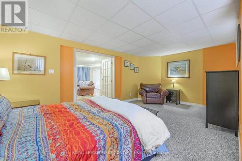 93 Bayshore Drive, Ramara, ON - Indoor Photo Showing Bedroom
