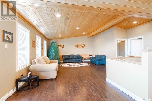 49 Taylor Street, North Qu'Appelle Rm No. 187, SK - Indoor