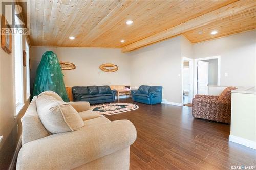 49 Taylor Street, North Qu'Appelle Rm No. 187, SK - Indoor Photo Showing Living Room