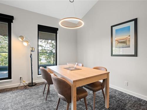 402-596 Marine Dr, Ucluelet, BC - Indoor Photo Showing Dining Room