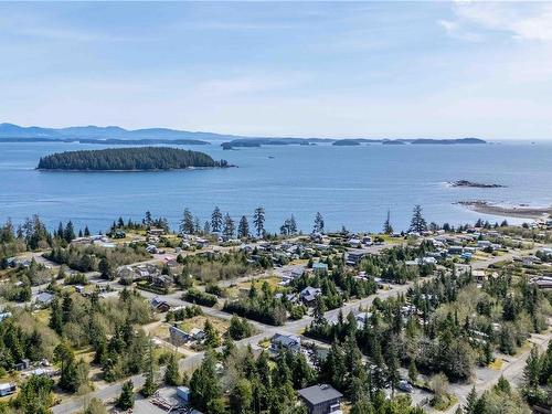 1181 Seventh Ave, Ucluelet, BC 