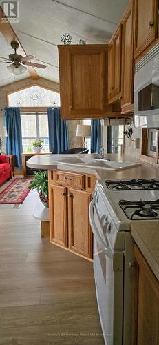 65 - 296 West Quarter Town Line Road, Brant (Brantford Twp), ON - Indoor Photo Showing Kitchen With Double Sink