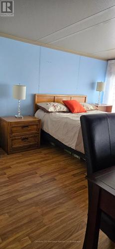 65 - 296 West Quarter Town Line Road, Brant (Brantford Twp), ON - Indoor Photo Showing Bedroom