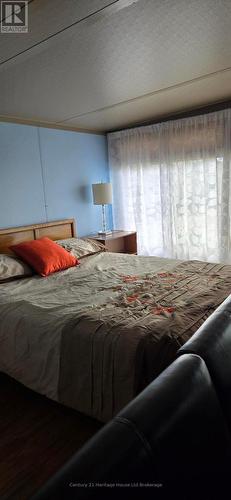 65 - 296 West Quarter Town Line Road, Brant (Brantford Twp), ON - Indoor Photo Showing Bedroom