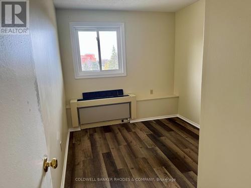 302 - 325 Centrum Boulevard, Ottawa, ON - Indoor Photo Showing Other Room