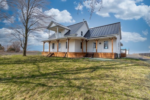 Frontage - 775 Boul. St-Luc, Saint-Jean-Sur-Richelieu, QC 