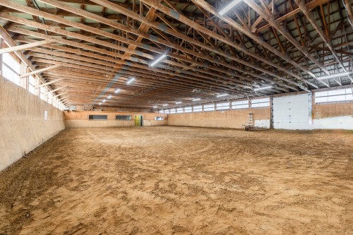 Stable - 775 Boul. St-Luc, Saint-Jean-Sur-Richelieu, QC 