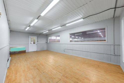 Stable - 775 Boul. St-Luc, Saint-Jean-Sur-Richelieu, QC 