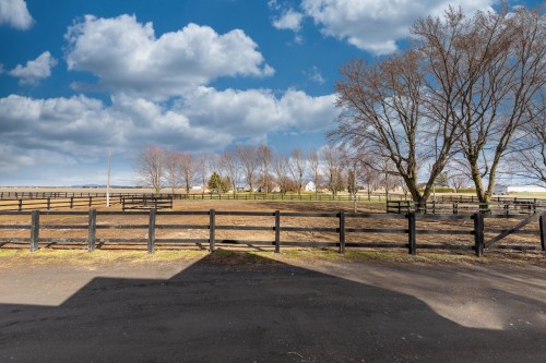Exterior - 775 Boul. St-Luc, Saint-Jean-Sur-Richelieu, QC 