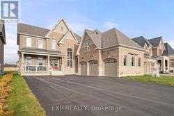 113 RUGMAN CRESCENT  Springwater, ON L9X 2A5