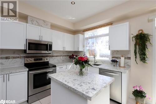 3201 Joel Kerbel Place, Mississauga, ON - Indoor Photo Showing Kitchen