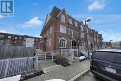 145 - 601 SHORELINE DRIVE  Mississauga, ON L5B 4K1