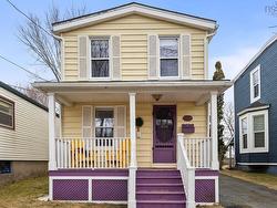 2471 Quinn Street  Halifax, NS B3L 3E5