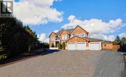 2489 OLINDA COURT  Mississauga, ON L5C 4P5