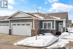 6 3206 11th STREET W  Saskatoon, SK S7M 5Z1