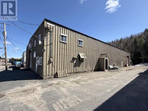 37 Perini Rd, Elliot Lake, ON 