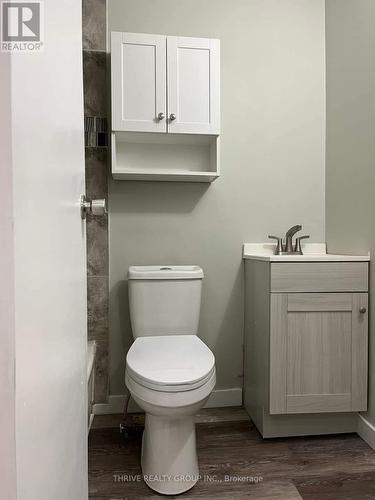 211 Clarence Street, London, ON - Indoor Photo Showing Bathroom