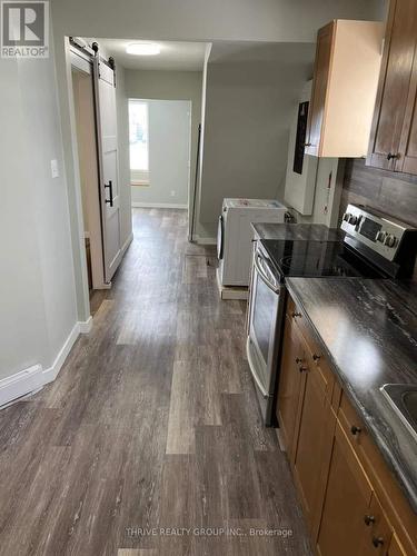 211 Clarence Street, London, ON - Indoor Photo Showing Kitchen