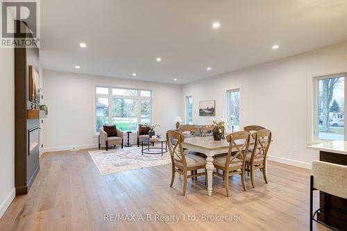 7 Nelson Street, West Perth (Mitchell), ON - Indoor Photo Showing Dining Room