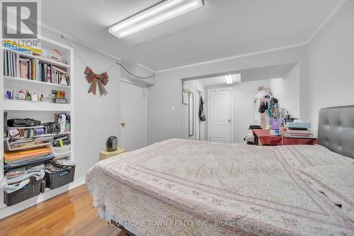 163 Stone Church Road E, Hamilton, ON - Indoor Photo Showing Bedroom