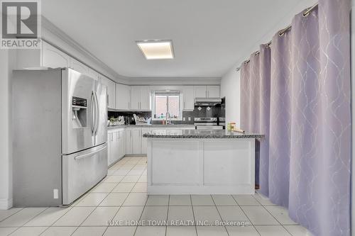 163 Stone Church Road E, Hamilton, ON - Indoor Photo Showing Kitchen