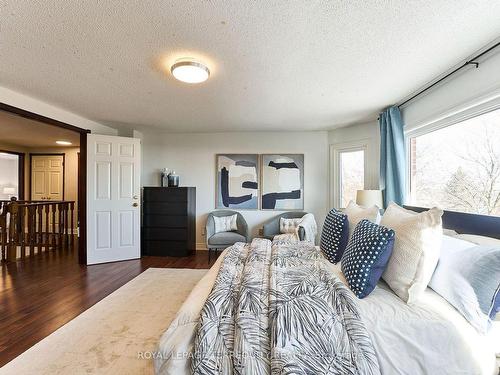 1093 Rouge Valley Dr, Pickering, ON - Indoor Photo Showing Bedroom