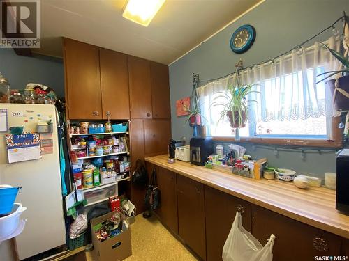 819 3Rd Avenue N, Alsask, SK - Indoor