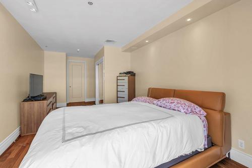 Chambre à coucher principale - 702-24 Ch. Bates, Montréal (Outremont), QC - Indoor Photo Showing Bedroom