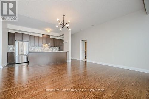 2102 - 1 Hurontario Street, Mississauga (Port Credit), ON - Indoor Photo Showing Kitchen