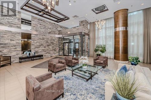 2001 - 1 Hurontario Street, Mississauga (Port Credit), ON - Indoor