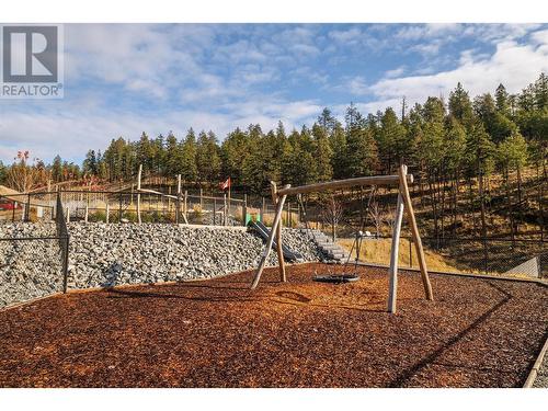 1960 Northern Flicker Court Unit# 8, Kelowna, BC 