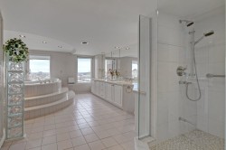 Master Bathroom - 