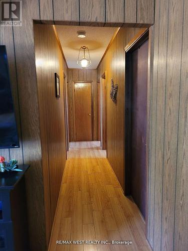 16 Fredrick Avenue, Tiny, ON - Indoor Photo Showing Other Room