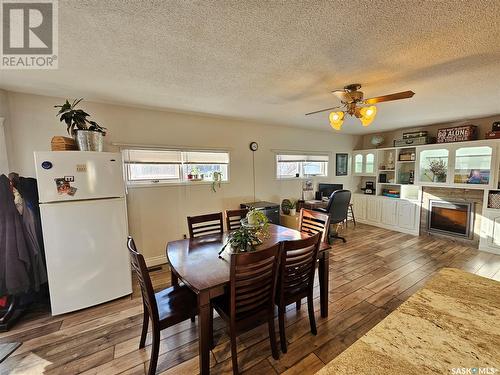 432 E Road Allowance, Leader, SK - Indoor Photo Showing Dining Room