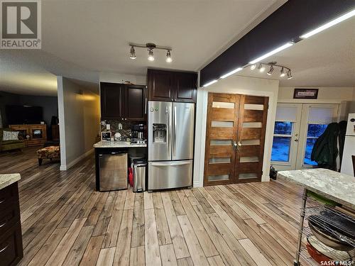 432 E Road Allowance, Leader, SK - Indoor Photo Showing Kitchen