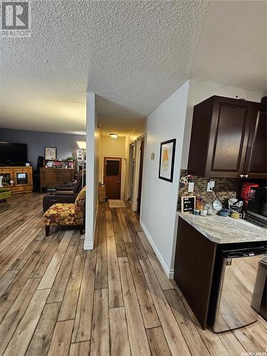 432 E Road Allowance, Leader, SK - Indoor