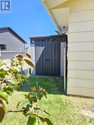 432 E Road Allowance, Leader, SK - Outdoor With Exterior