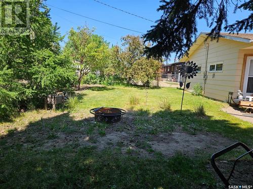 432 E Road Allowance, Leader, SK - Outdoor