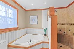 Ensuite bathroom - 