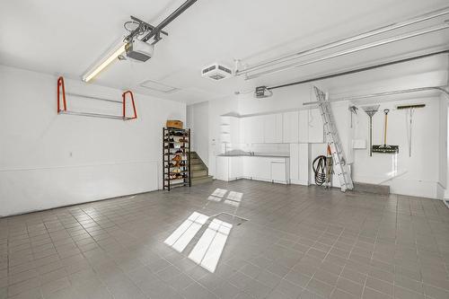 Garage - 451 Boul. De Fontainebleau, Blainville, QC - Indoor Photo Showing Garage