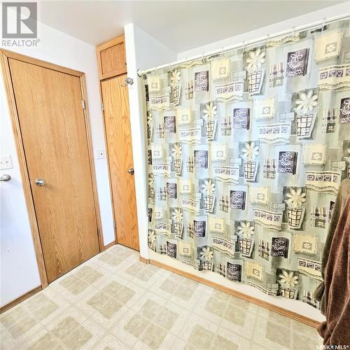 4 Walker Avenue, Yarbo, SK - Indoor Photo Showing Other Room